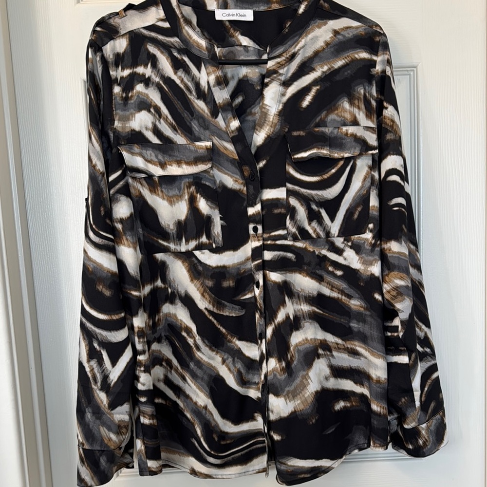 Calvin Klein Black and White Patterned Blouse